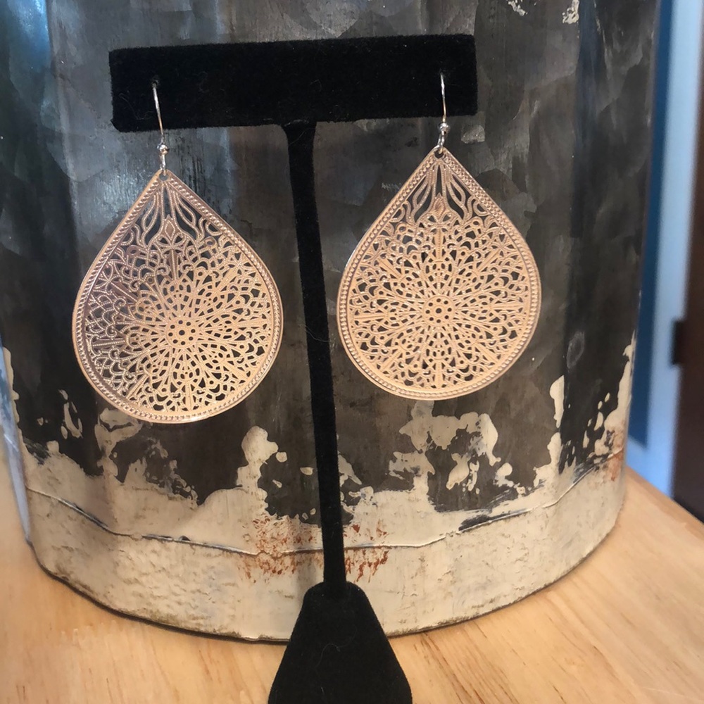 silver plated boho style dangle leaf earrings